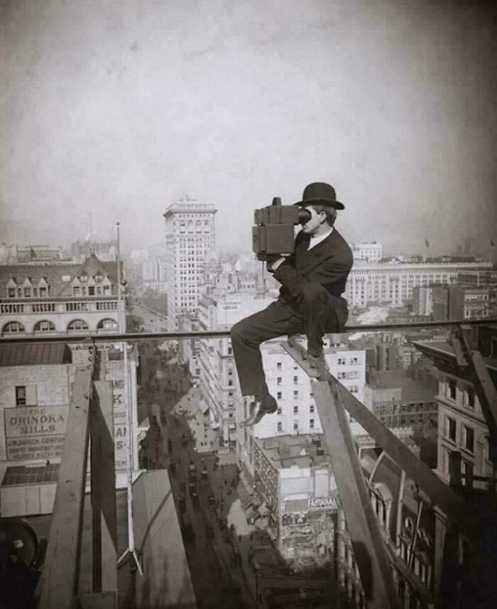 Photographer Taking A Photo Above Fifth Avenue, Looking North. New York City, 1905