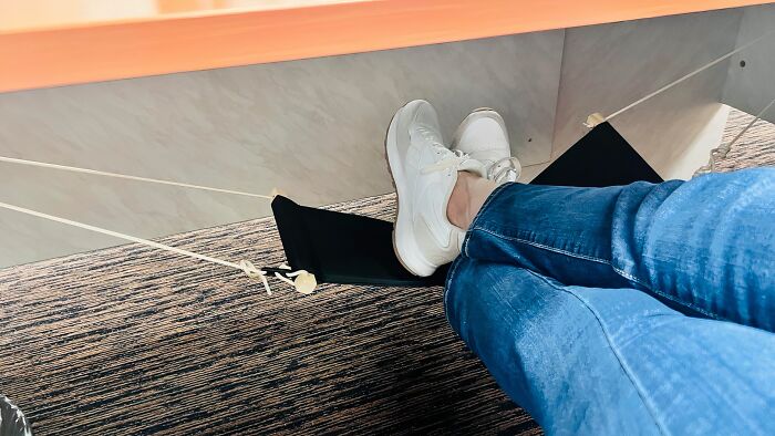 Office Chair Got You Feeling Like A Pretzel? Untwist Those Tired Legs With This Foot Hammock