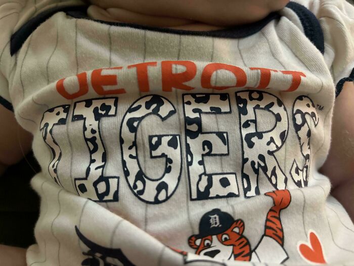 "Tiger" Pattern On My Kid's Onesie Is Actually Leopard