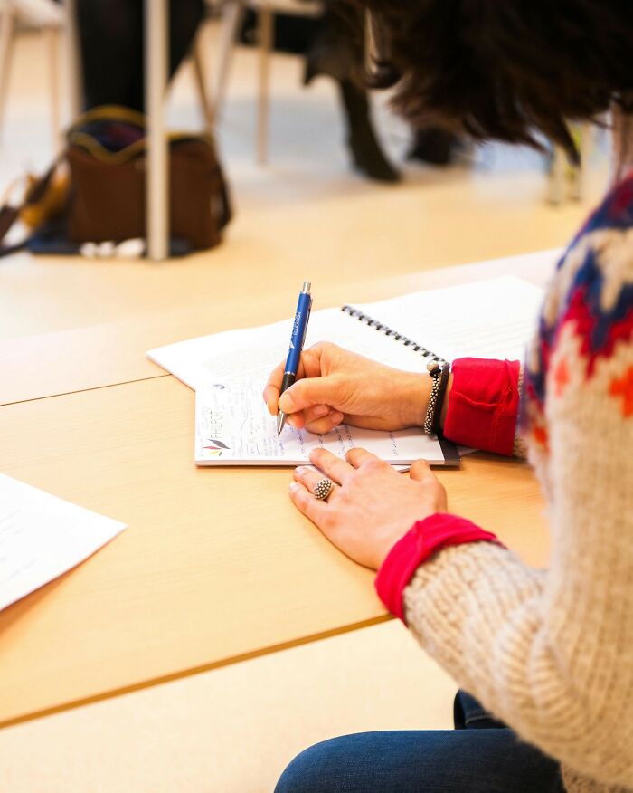 “Sniffing Rubbing Alcohol Gets Rid Of Nausea”: 50 Weird Life Hacks That Work For Some Reason