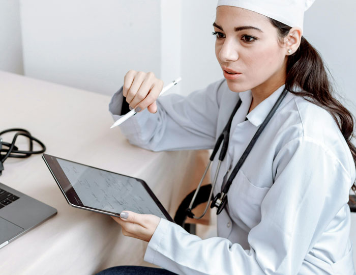 &ldquo;It Was Very Embarrassing&rdquo;: Teen Refuses Aunt&rsquo;s Fat-Shaming Birthday Gift, Upsets Parents