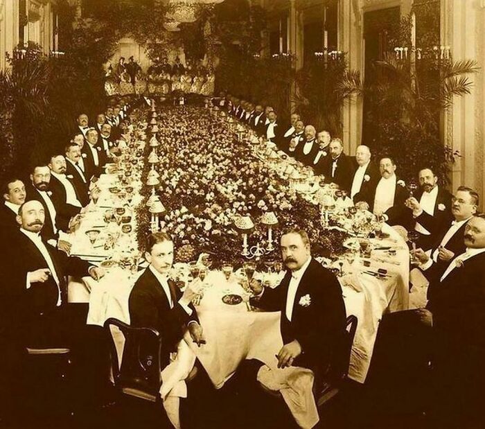 Interesting-Historical-Events-History-Season