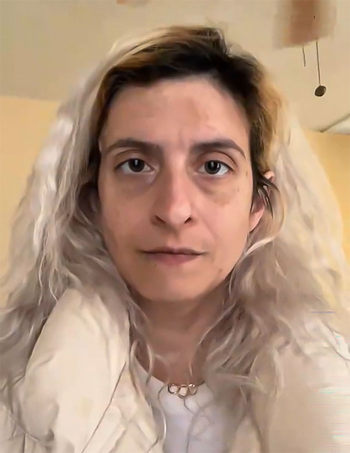 Walgreens Shopper Says Staff &ldquo;Threatened&rdquo; And &ldquo;Stalked&rdquo; Her After She Violated The &ldquo;Dress Code&rdquo;