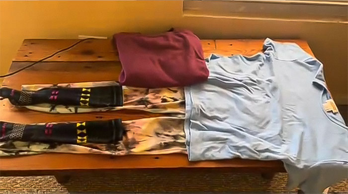 Walgreens Shopper Says Staff &ldquo;Threatened&rdquo; And &ldquo;Stalked&rdquo; Her After She Violated The &ldquo;Dress Code&rdquo;