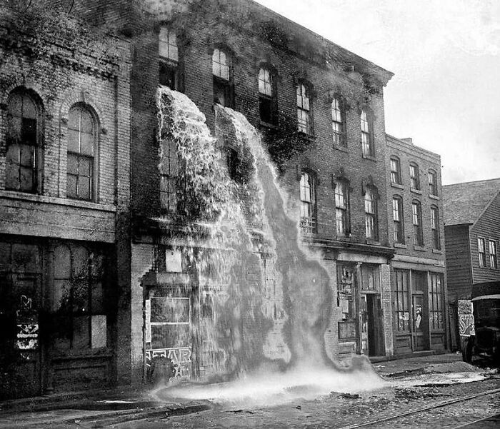 50 Unforgettable Historical Photos That Tell Stories Beyond Words