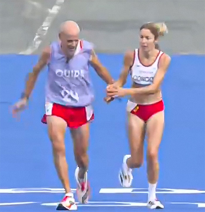 Visually Impaired Paralympian Helps Her Guide And Loses Her Bronze Medal: &ldquo;I&rsquo;m Devastated&rdquo;