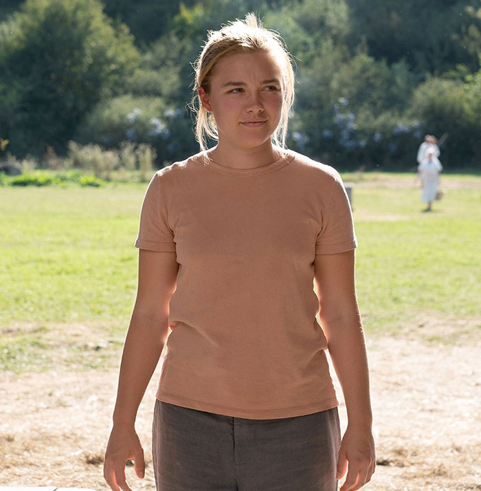 Fans Fume Over British Vogue’s New Cover Of Florence Pugh: “This Is Bad Photography” Fans Fume Over British Vogue’s New Cover Of Florence Pugh: “This Is Bad Photography”