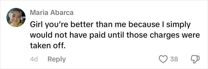 Woman Confused After Getting A Higher Bill Than Expected As Restaurant Charges A “Prep Fee” Woman Confused After Getting A Higher Bill Than Expected As Restaurant Charges A “Prep Fee”