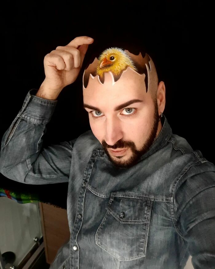 Italian Artist Uses His Body As A Canvas To Create Convincing Optical Illusions