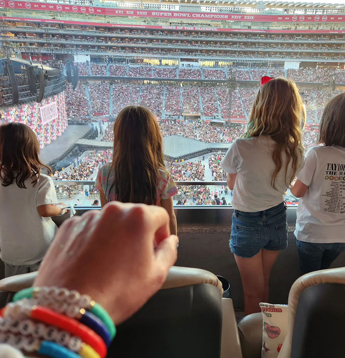 &ldquo;You Can&rsquo;t&rdquo;: Mark Zuckerberg Sparks Debate After Shutting Down Daughter&rsquo;s Taylor Swift Dream