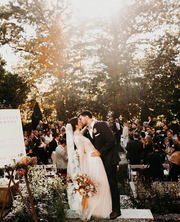 The Whole Town Teamed Up To Help A Couple After Venue Burns Down Hours Before Their Wedding