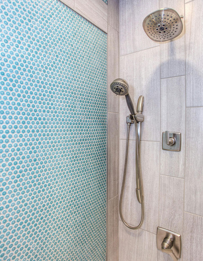 Woman Seeks Divorce 40 Days Into Marriage As Husband Doesn't Bathe Daily, Uses ‘Holy Water’ Instead Woman Seeks Divorce 40 Days Into Marriage As Husband Doesn't Bathe Daily, Uses ‘Holy Water’ Instead