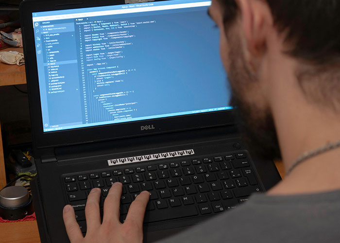 30 People Who Know A Lottery Winner Share What Actually Happened To Them