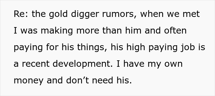 Woman Adores Her Engagement Ring, Changes Her Mind After Finding Out How Much It Cost