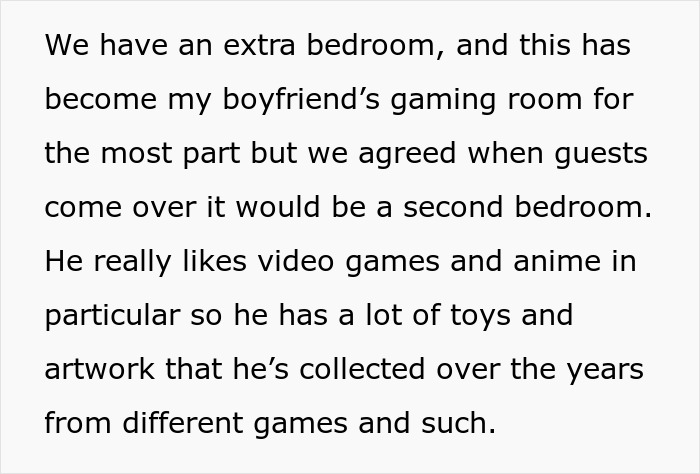 Woman Sees Just How Manipulative Her BF Really Is After Anime Pillow Tears Them Apart