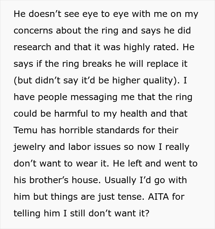 Woman Adores Her Engagement Ring, Changes Her Mind After Finding Out How Much It Cost