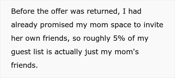 Mom Demands Wedding Centerpieces Go To Her Friends, Daughter Is Taken Aback