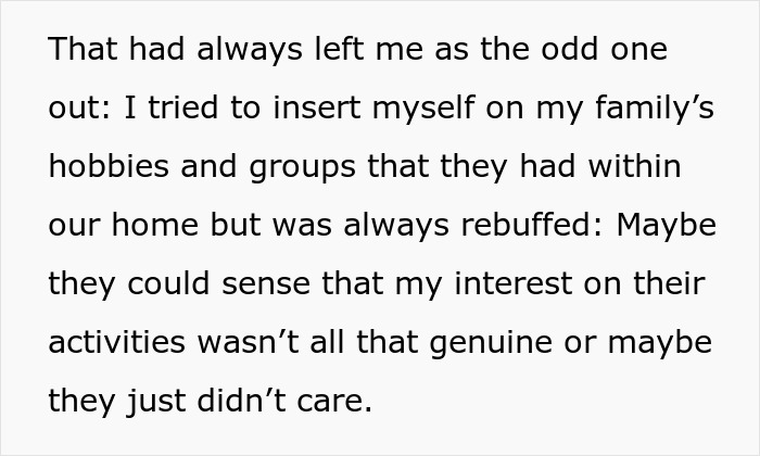Parents Forget To Make Space For Their Youngest Daughter In Their Wedding, Get Publicly Shamed Parents Forget To Make Space For Their Youngest Daughter In Their Wedding, Get Publicly Shamed