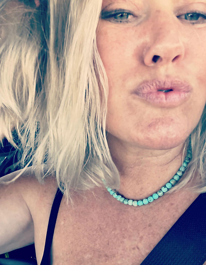 Tucson Mom Leaves Marriage At 44, Now Fights &ldquo;Tradwife&rdquo; Trend On TikTok