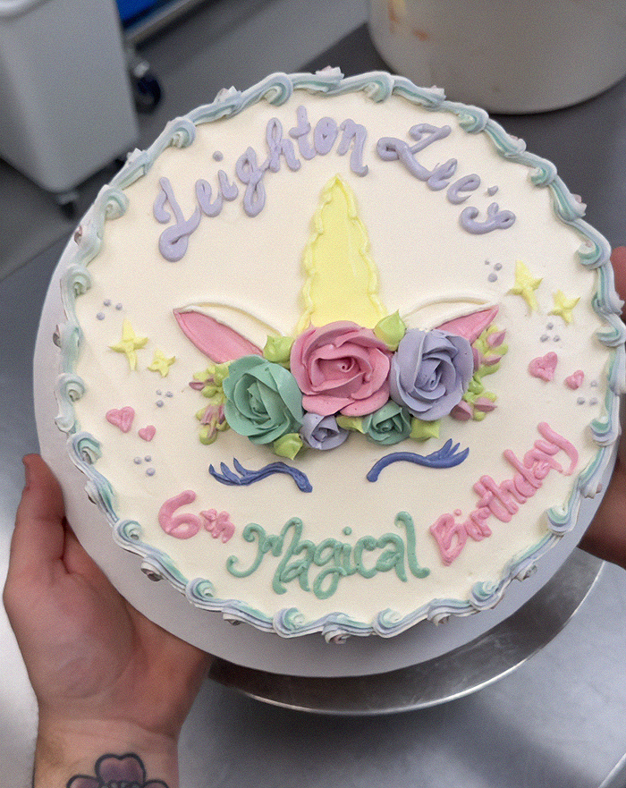 Baker Exposes Rude Mom After Getting Berated For &ldquo;Ugly&rdquo; Unicorn Birthday Cake For 6-Year-Old