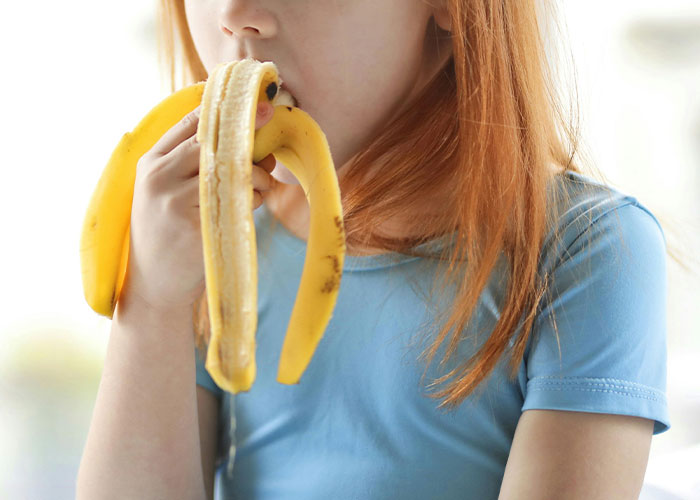 “No Fussing At Bedtime!”: 30 Genius Parenting Tricks That Make Life Less Stressful