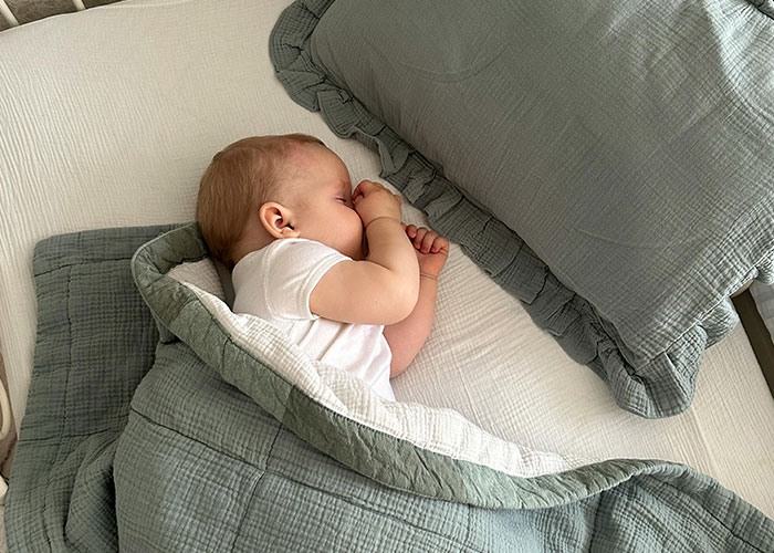 “No Fussing At Bedtime!”: 30 Genius Parenting Tricks That Make Life Less Stressful