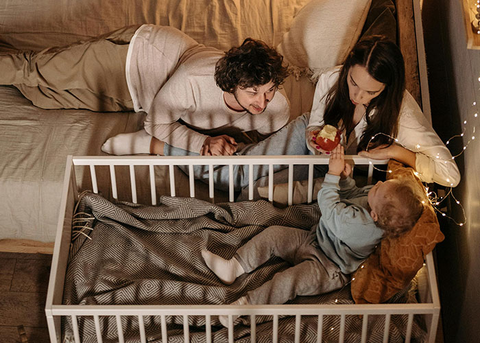 “No Fussing At Bedtime!”: 30 Genius Parenting Tricks That Make Life Less Stressful