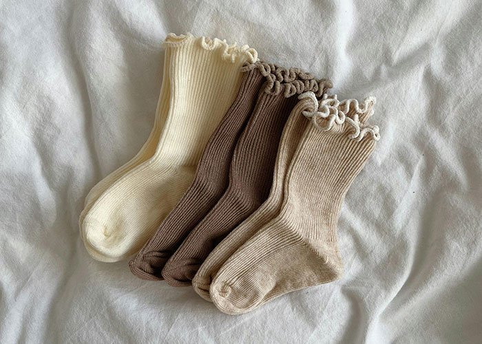 “No Fussing At Bedtime!”: 30 Genius Parenting Tricks That Make Life Less Stressful