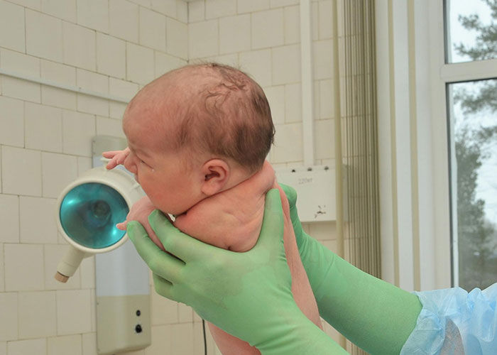 “No Fussing At Bedtime!”: 30 Genius Parenting Tricks That Make Life Less Stressful