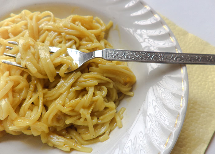 “No Fussing At Bedtime!”: 30 Genius Parenting Tricks That Make Life Less Stressful