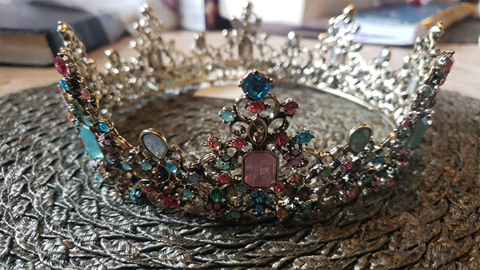 Just Got Home And Had To Share This Wonderful And Beautiful Crown I Found Today At St..vinnies In Albany, Oregon
