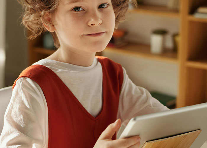 30 People Recall The Most Blatant Cases Of Favoritism They’ve Ever Witnessed