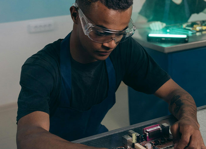 30 People Recall The Most Blatant Cases Of Favoritism They’ve Ever Witnessed