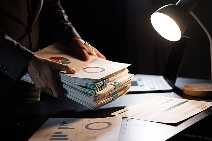 Boss Punishes Employee With More Work Just Because He &ldquo;Doesn&rsquo;t Look Busy&rdquo;, He Learns His Lesson