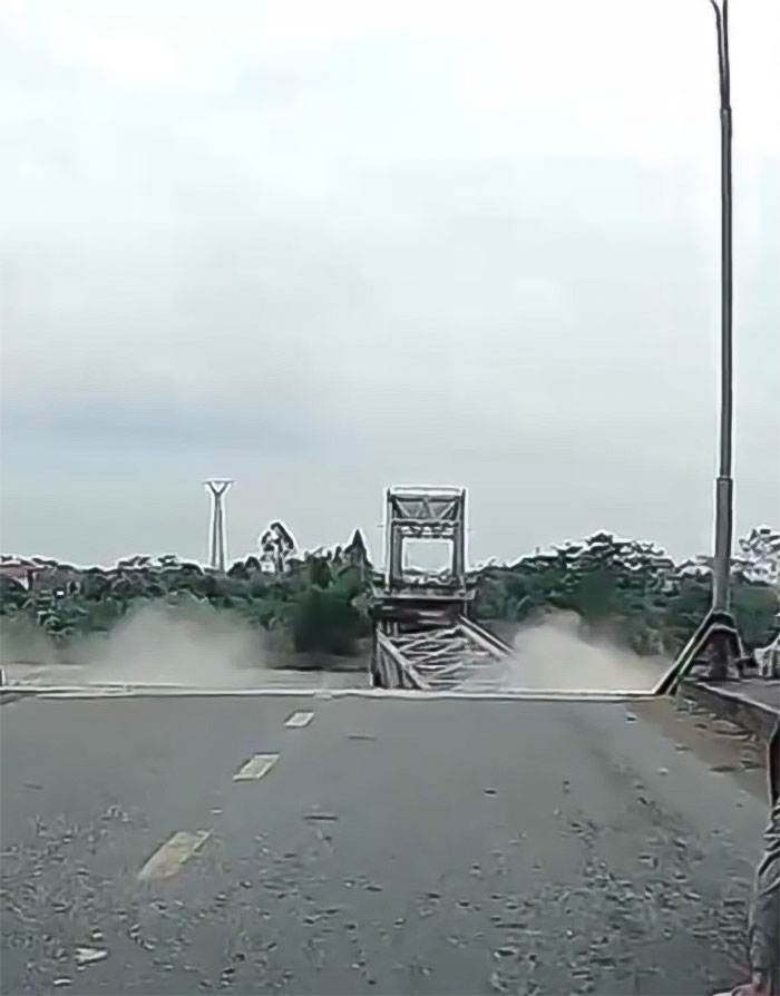 WATCH: Video Captures Typhoon Yagi Causing The Collapse Of A Busy Bridge In Vietnam