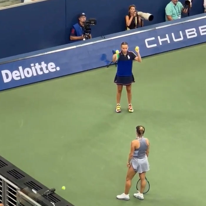 Pro Tennis Player Yulia Putintseva Booed For &ldquo;Obnoxious Behavior&rdquo; Toward Ball Girl