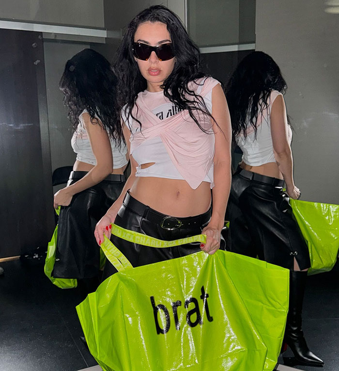 &ldquo;Marketing Team Deserves A Raise&rdquo;: Duolingo Attends Charli XCX And Troye Sivan&rsquo;s Sweat Tour