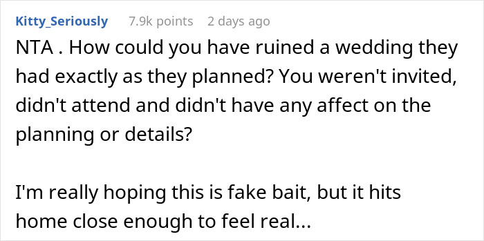 Parents Forget To Make Space For Their Youngest Daughter In Their Wedding, Get Publicly Shamed Parents Forget To Make Space For Their Youngest Daughter In Their Wedding, Get Publicly Shamed