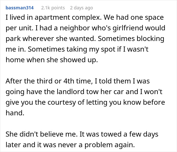 Rude Mom Blocks Driveway, Calls Homeowner “Pathetic” For Wanting To Park Her Own Car Rude Mom Blocks Driveway, Calls Homeowner “Pathetic” For Wanting To Park Her Own Car