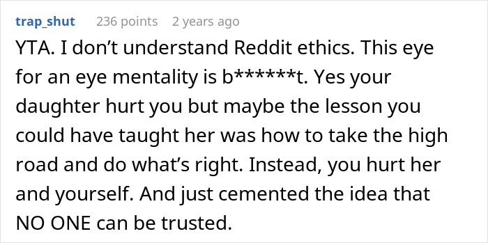 Mom Asks If She’s Wrong For Ruining Daughter’s Graduation To Teach Her A Lesson After A Betrayal Mom Asks If She’s Wrong For Ruining Daughter’s Graduation To Teach Her A Lesson After A Betrayal