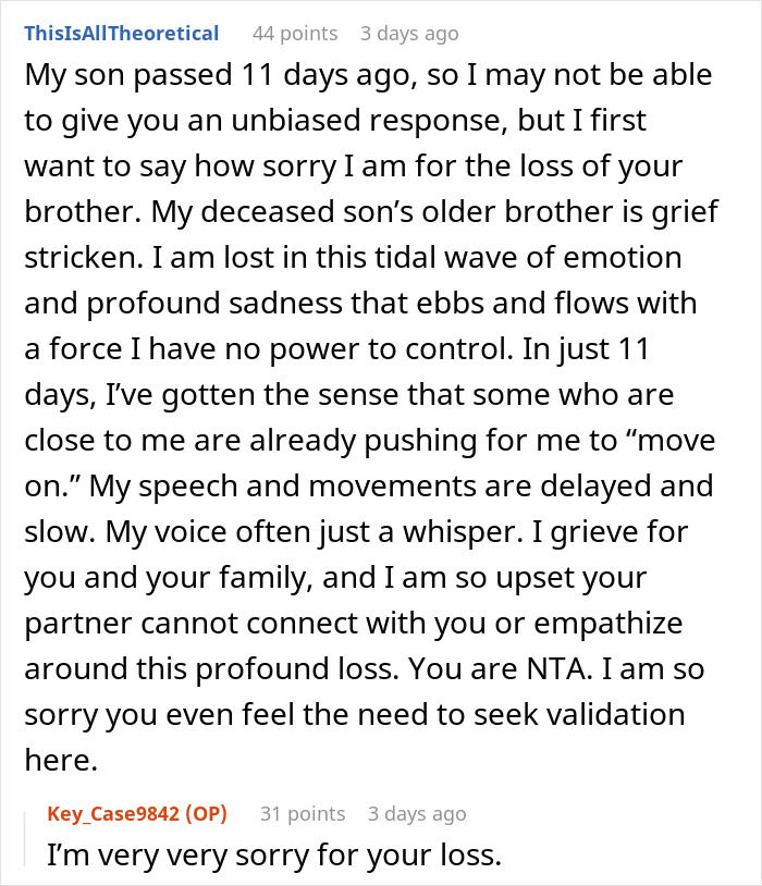 Man&rsquo;s Grief Ritual Ends In A Cold Breakup After GF Is Forced To Have Lunch Date With Mom Alone