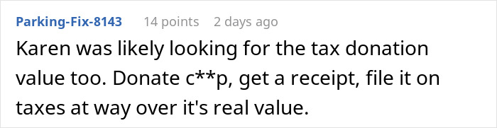 Crazy Goodwill Customer Explodes On Manager, Goes White As A Sheet When She Realizes Crazy Goodwill Customer Explodes On Manager, Goes White As A Sheet When She Realizes