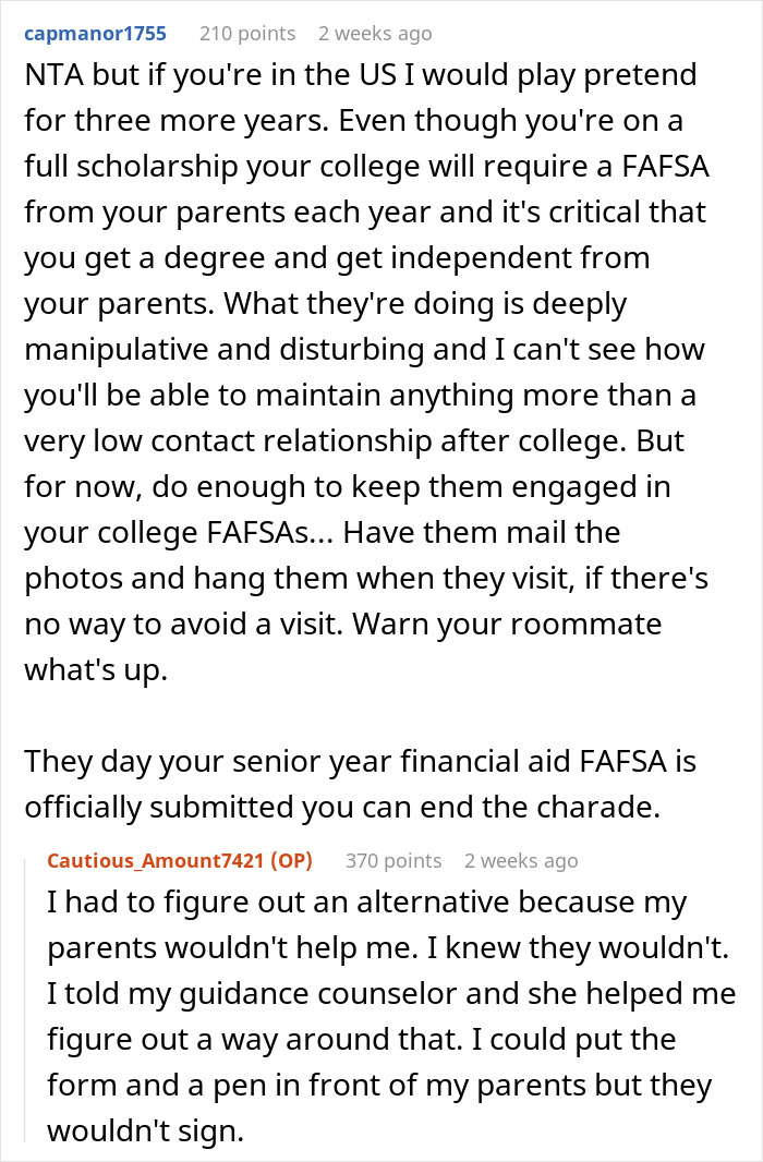 Parents Want 18YO To Forever Grieve Sister He Never Knew, Enraged He Won't Take Her Pic To Dorm Parents Want 18YO To Forever Grieve Sister He Never Knew, Enraged He Won't Take Her Pic To Dorm