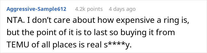 Woman Adores Her Engagement Ring, Changes Her Mind After Finding Out How Much It Cost