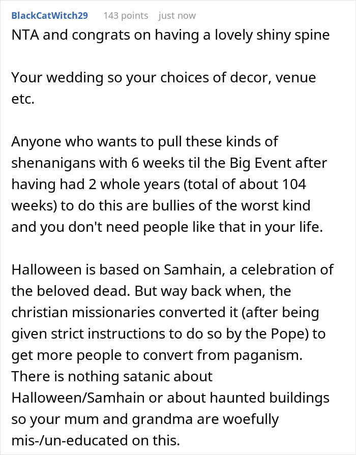 25 Guests Start Complaining Over This Bride's Halloween Wedding Theme, She Cancels Their Invites