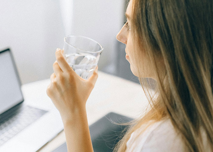 “Keep Sour Candies On Hand”: This Online Thread Shares 30 Cool Hacks For The Human Body