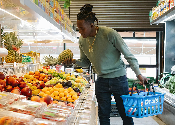 30 Surprisingly Easy Frugal Changes That Helped People Reach Their Financial Goals