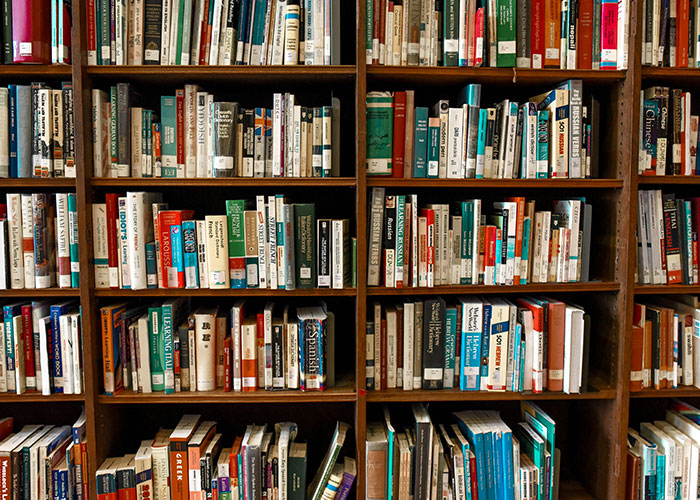 30 Surprisingly Easy Frugal Changes That Helped People Reach Their Financial Goals