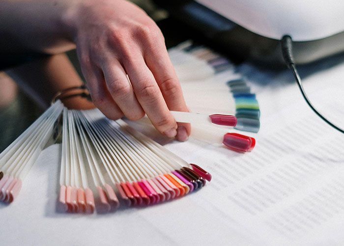 30 Surprisingly Easy Frugal Changes That Helped People Reach Their Financial Goals