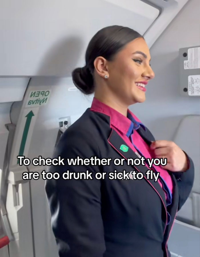 Flight Attendant Reveals Your Answer To A Simple &ldquo;Hello&rdquo; Determines Whether You Can Fly